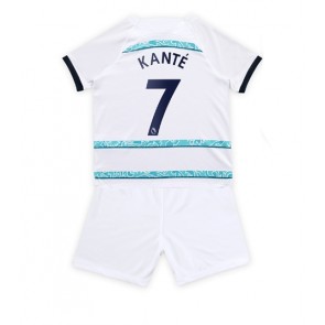 Chelsea Kante #7 kläder Barn 2022-23 Bortatröja Kortärmad (+ korta byxor)